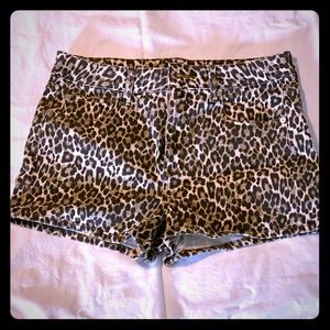 AEO leopard print shorts
